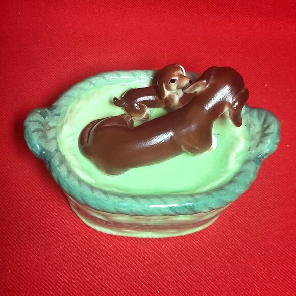 Vintage Dachshund Dog Mother and Baby Salt Pepper Shaker - Picture 3 of 16